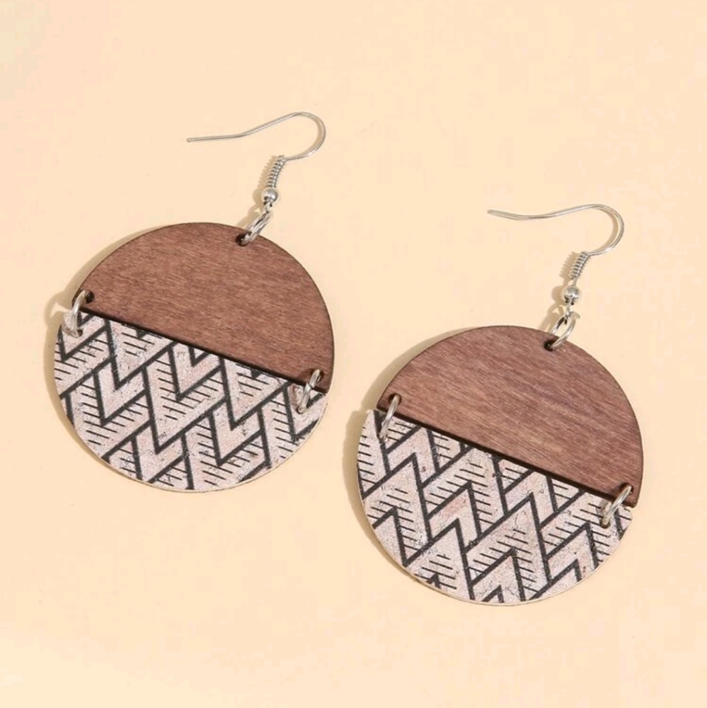 ๐5 for $25* Boho Wood Earrings - Picture 2 of 3
